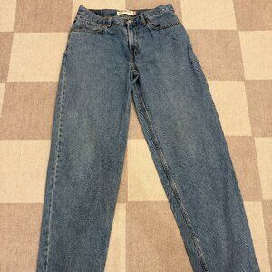 Levi 560 Loose Fit Tapered Leg Jeans